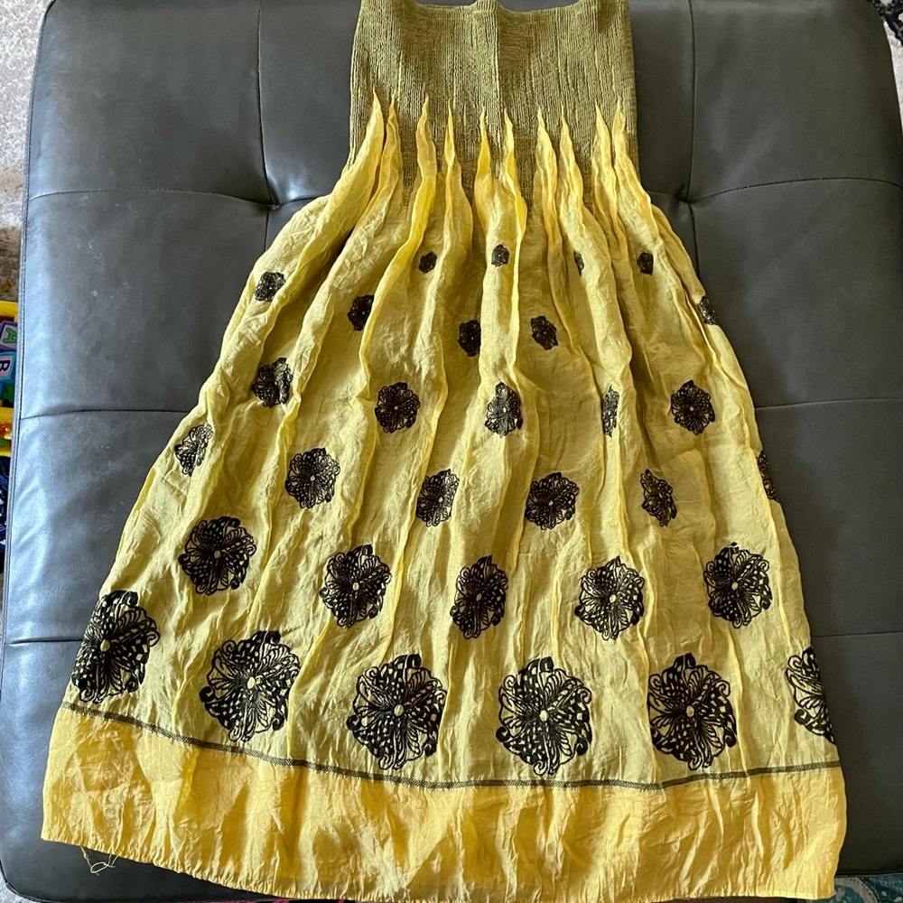🔥2/$25🔥 Yellow and black boho convertible maxi